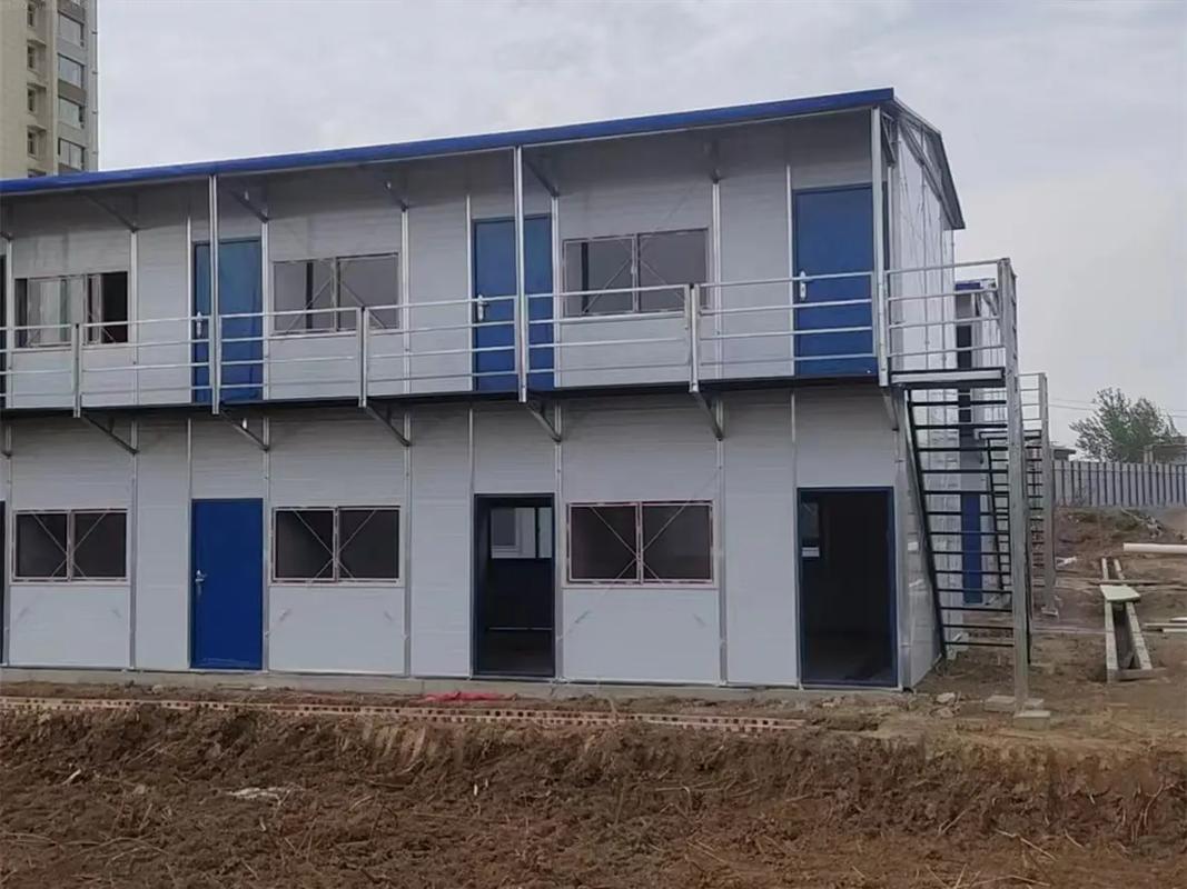 貴陽活動彩鋼板房訂做,選擇昊杰鋼結構工程,多年經(jīng)驗,專業(yè)高效